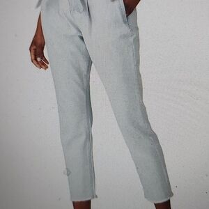 Casual Chic DL1961 Jeans Sz 28 Paper Bag High Rise Cropped Lightweight Denim